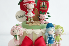 Bolo aniversário infantil tema Moranguinho